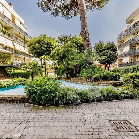 Apartman Luxury Front Of Cavalieri Hilton