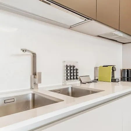 Luxury Front Of Cavalieri Hilton Appartement *