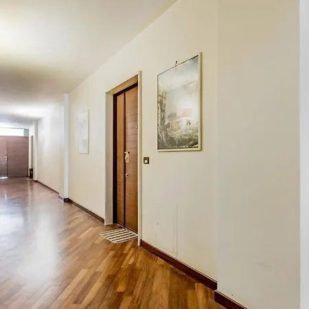 Luxury Front Of Cavalieri Hilton Appartement *